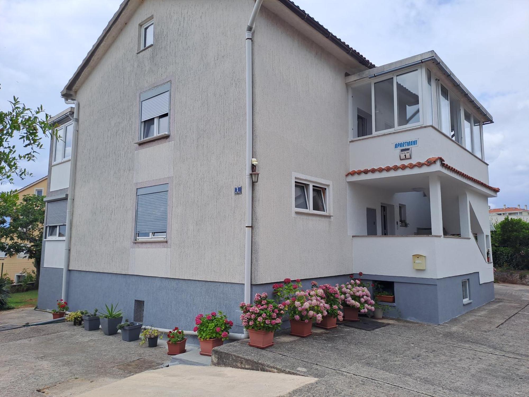 Studio Apartments Maslinik Krk Town Εξωτερικό φωτογραφία